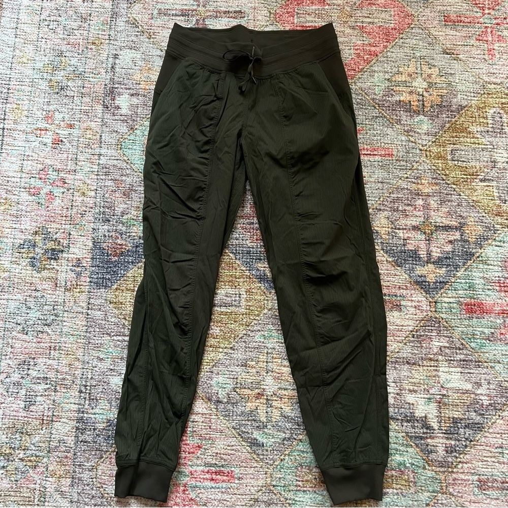 LULULEMON DANCE STUDIO JOGGER